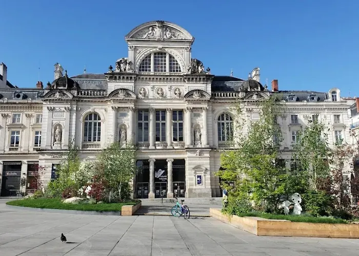 Le Chateau * アンジェ